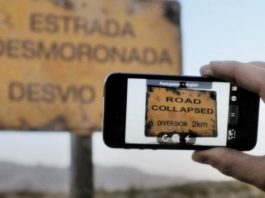 How To Use Smartphone Camera To Translate any Language ?