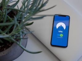 What does VPN mean on iPhone